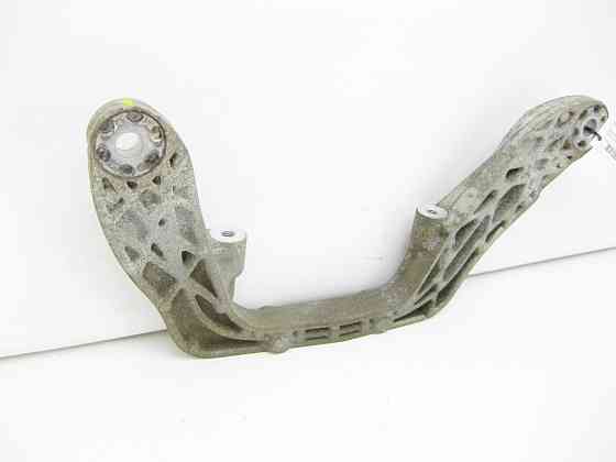 Mercedes-Benz  A2463520500 Кронштейн заднього редуктора CLA Shooting Brake X117 CLA C117 GLA X156 A-class W176 B-class W246 Одеса