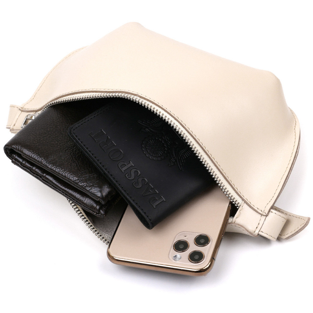 Стильная женская бананка из натуральной кожи Бежевый (SHVIGEL) Киев - изображение 9