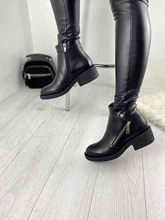 Черевики жіночі D and V чорні натуральна шкіра висота 11см размер 40р (2196) Коломыя