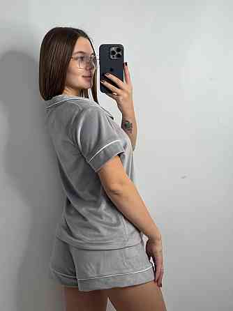 Жіночий велюровий домашній костюм з шортами Сірий б/к XS/S Харків