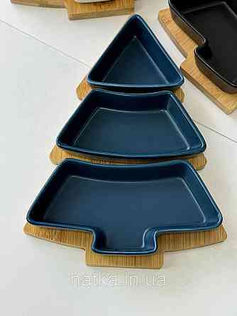 Тарілка менажниця новорічна "Синя Ялинка" кераміка 26*15*h5 см бамбукова підставка 8030-354 Київ