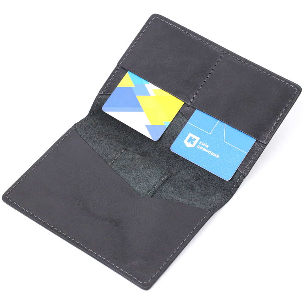 Сучасна шкіряна обкладинка на паспорт з утримувачем для Apple AirTag GRANDE PELLE 11622 Чорний Київ - фото 5