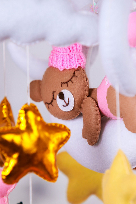 Мобіль на ліжечко WooolyWool «Ведмедик на місяці для дівчинки» Київ - фото 5