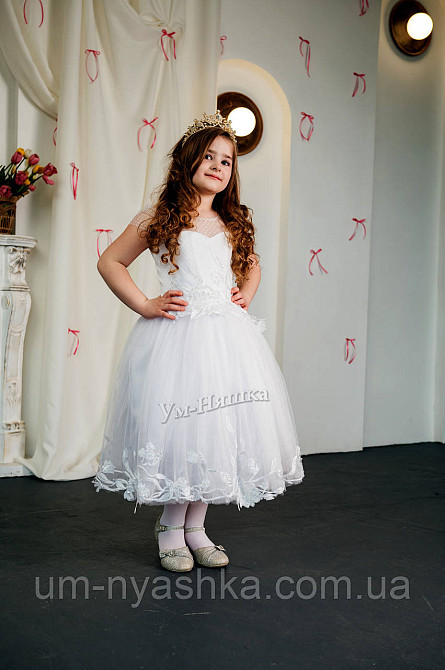 Длинное нарядное платье 3Д-кружево на 6-8 лет Кривой Рог - изображение 4