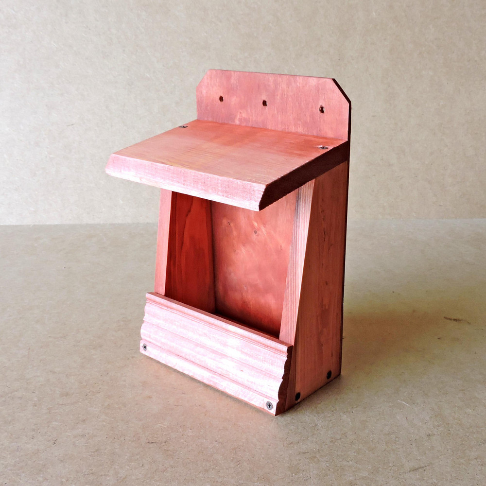 Кормушка садовая для птиц 