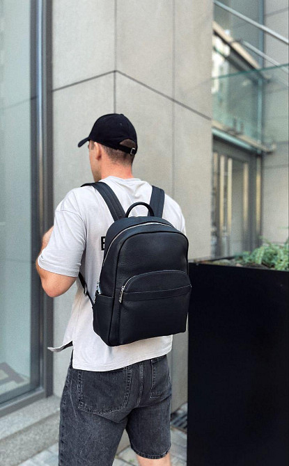 Чоловічий шкіряний рюкзак для роботи та подорожей чорний Киев - изображение 3