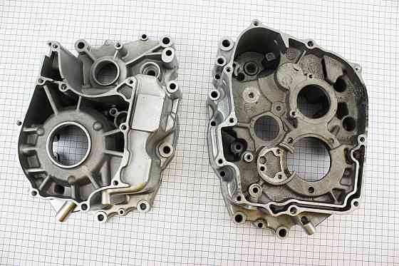 УЦІНКА ZS250-4B/Honda - CBT250 Картер двигуна лівий + правий к-кт (невеликий наліт) Київ
