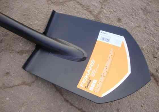 Універсальна Лопата саперна для копа 80 см Fiskars "Solid" (1014809/131417) Ресорна сталь Нововолинськ