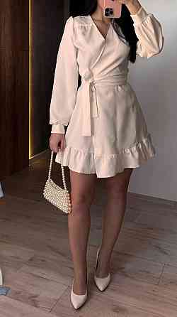 Женское романтическое платье на запах костюмка. Молочный Одесса