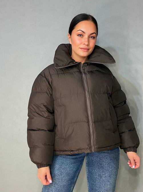 Куртка женская Haiziyuan 2603 оверсайз пуффер с воротником-стойкой коричневая, коричневый, L Киев - изображение 12