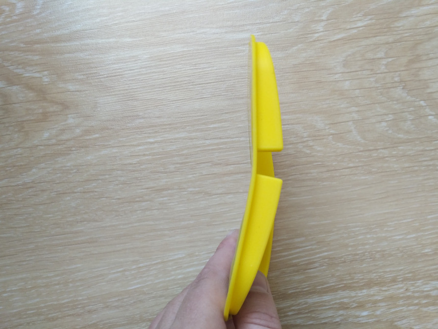 Килимок анти ковзний Міньйон з бортиком на торпед Київ - фото 7