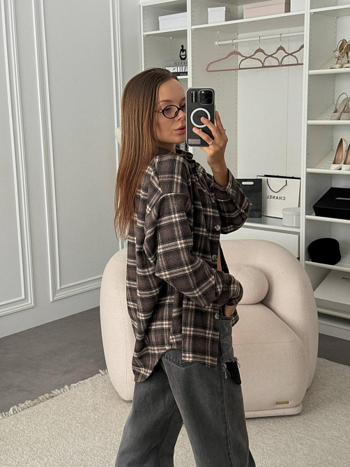 Женская оверсайз рубашка в клетку на пуговицах турецкая фланель-байка 100% хлопок Шоколад Одесса - изображение 7