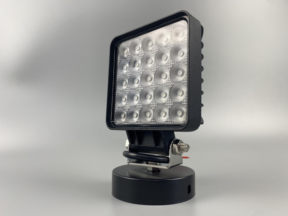 Фара LED квадратна 25 Led chip 12/24V. Широкий промінь. Світло 6500К, IP67.Позадушний клапан, від запотівання Мукачево - фото 4