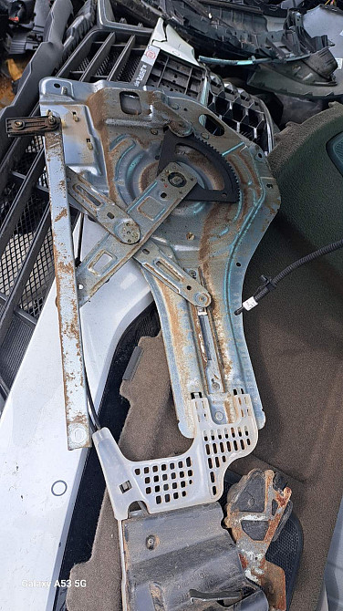 Стеклоподъёмник с моторчиком Hyundai Tucson 2004–2012 Киев - изображение 1