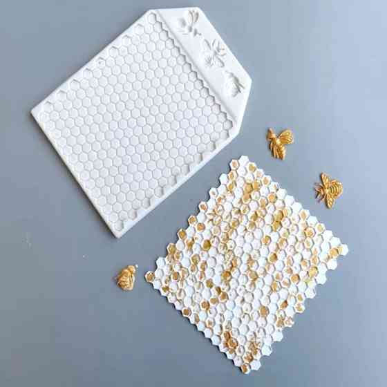 Молд силіконовий Бджола та соти 13 на 17 см сірий Київ