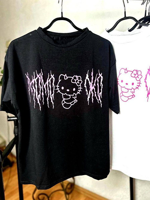 Женская стильная оверсайз футболка с рисунком Китти кулир Черный Одесса - изображение 3
