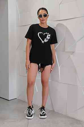 Жіноча футболка з малюнком "Spark" оптом | Батал Київ