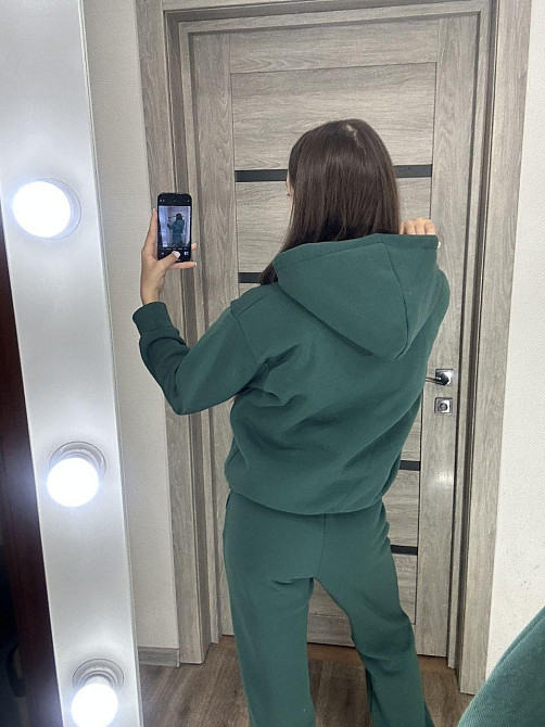 Женский утепленный костюм двойка: кофта и штаны трехнитка на флисе + мех Зелёный, 50/52 Одесса - изображение 3