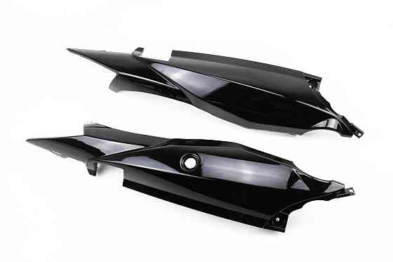 V200N пластик - бічний задній лівий, правий к-кт 2шт, ЧОРНИЙ Київ