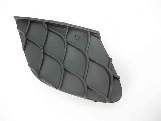 Mercedes-Benz  A2928855722 Нова Кришка - заглушка буксирувального гака в передньому бампері ML GLE W166 C292 Одесса