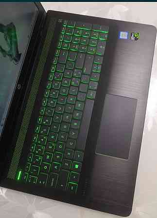 Ноутбук: HP Pavilion Gaming 15/GTX 1050 4Gb / SSD+HDD / Intel i5 / DDR 4 8Gb. Киев