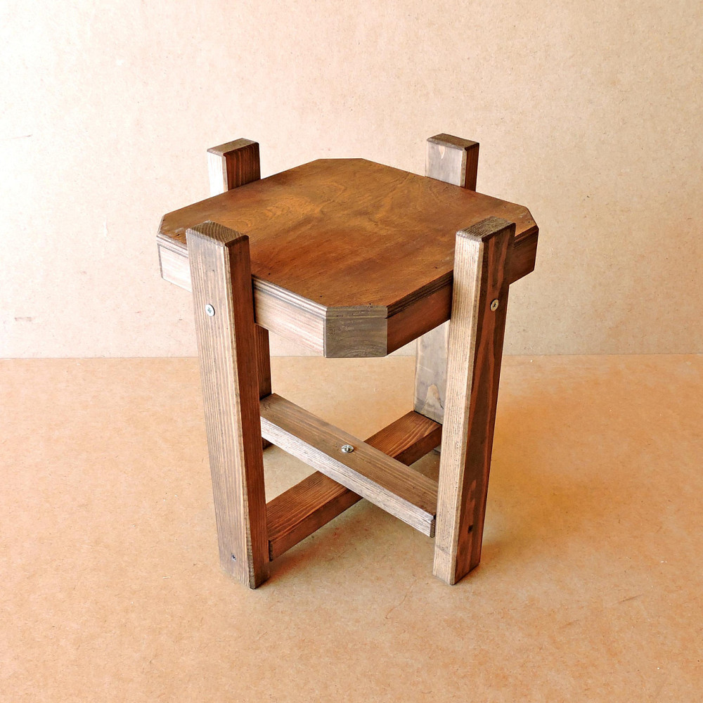 Подставка для цветов 