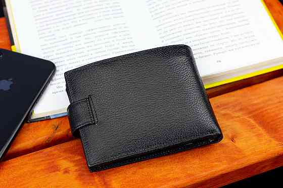 Чорне шкіряне портмоне з відділом для документів Київ