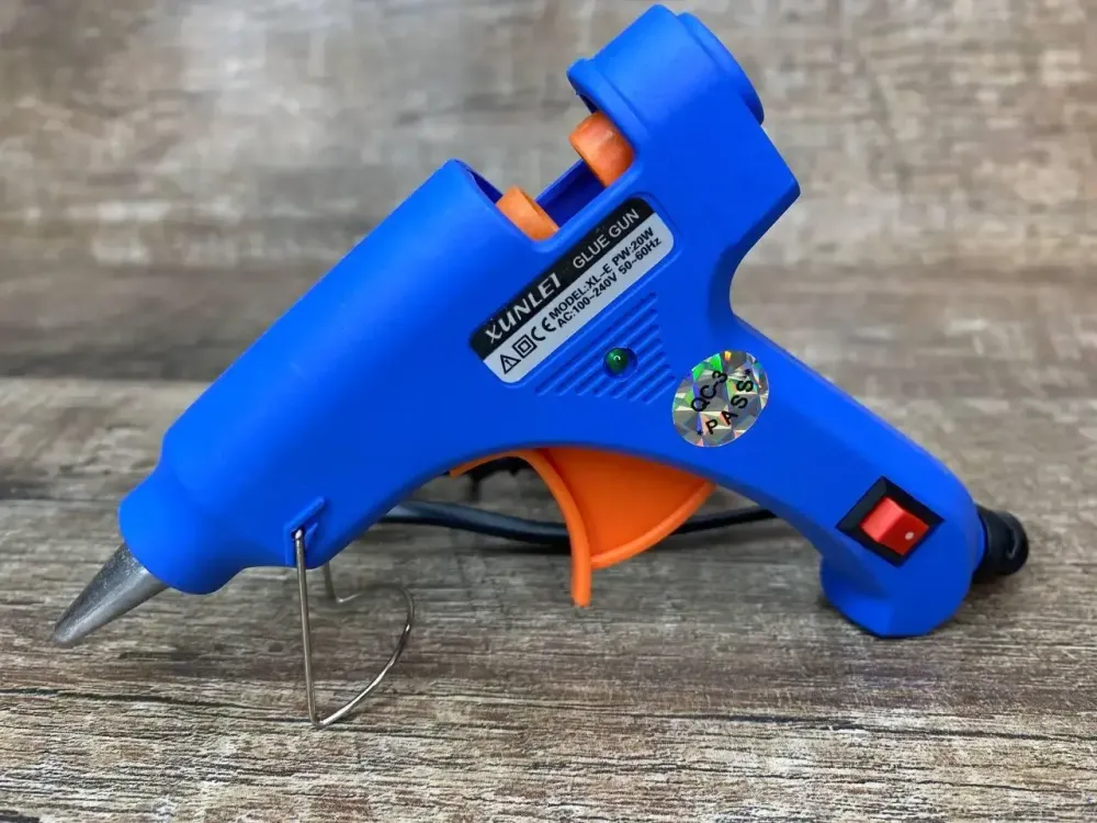 Бытовой клеевой горячий пистолет электрический для силиконового клея Xunlei XL-E20 Коломия - фото 2