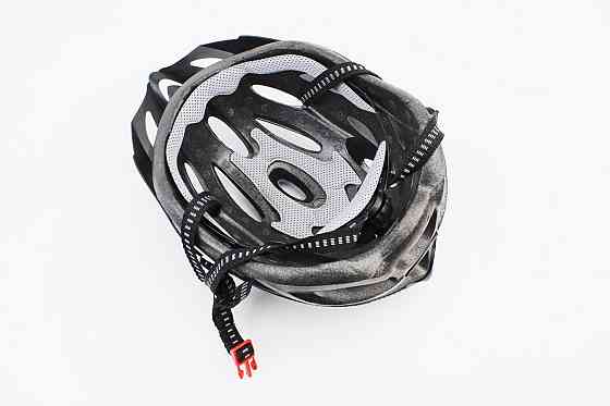 Шолом велосипедний L (54-62 см) знімний козирок, 21 вент. отворів, чорно-синьо-білий Київ