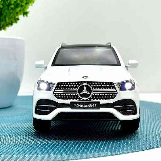 Машина Автосвіт Mercedes інерційна відчиняються двері 20,5 см 1:24 Біла (AP-2100) Чернігів