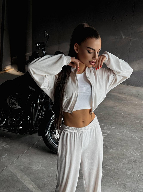 Женский прогулочный костюм двойка: кофта и штаны велюр мрамор Молочно-серый, 42/44 Одесса - изображение 9