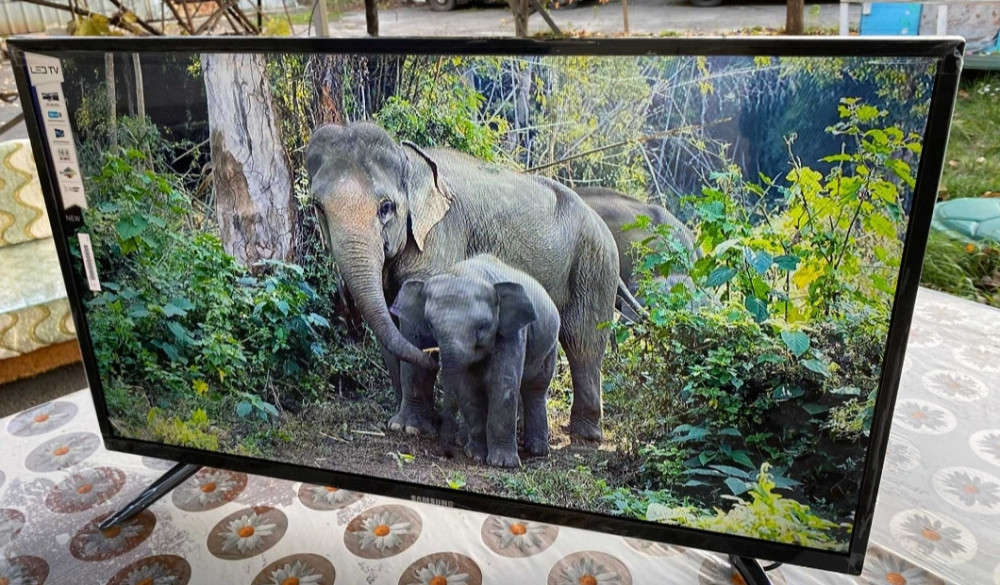 Екран Скло! Телевізор Samsung 32"Smart TV 2/16Gb. 4K Харків - фото 4