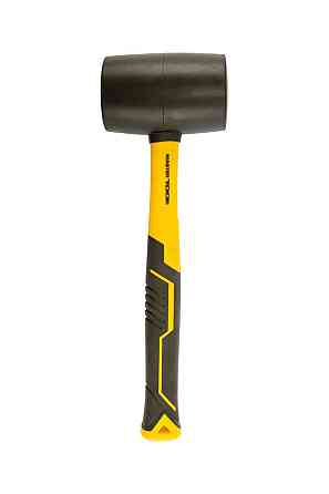 Киянка резиновая MASTERTOOL 66 мм 680 г фибергласовая ручка черная 02-2303 Ровно