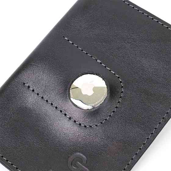 Сучасна шкіряна обкладинка на паспорт з утримувачем для Apple AirTag GRANDE PELLE 11622 Чорний Київ