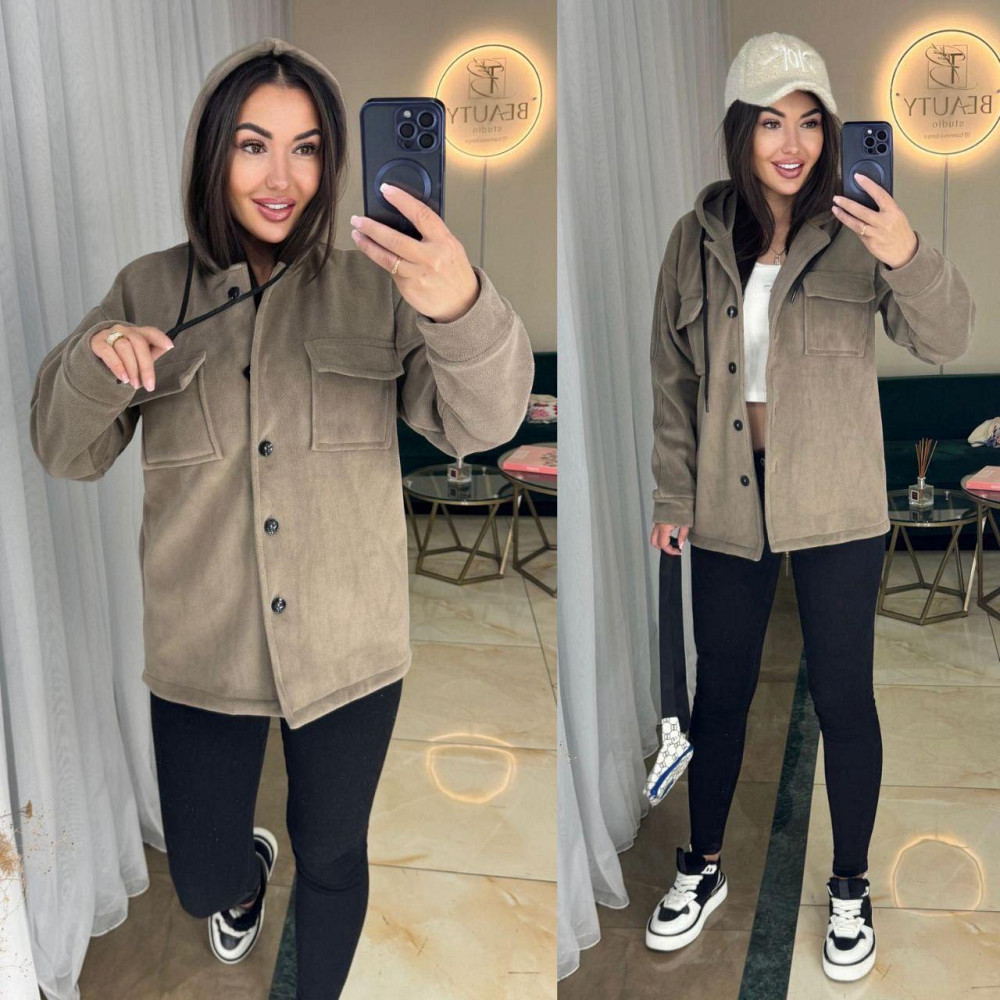 Женская теплая рубашка на пуговицах с капюшоном и двумя накладными карманами турецкий плотный флис Бежевый, 46/48 Одесса - изображение 1