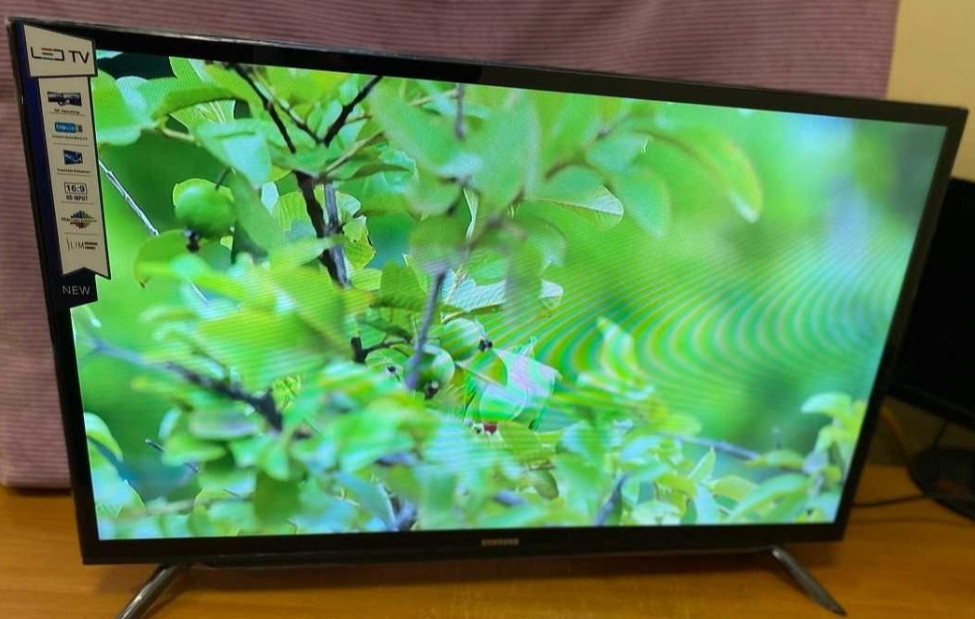 Распродажа! Телевизор Samsung 45