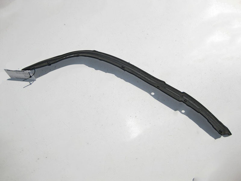 Mercedes-Benz  A2037201678 Ущільнювальна гумка передніх дверей до правого крила C-Class W203 Одеса - фото 2