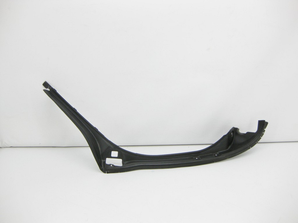 Mercedes-Benz  A2516901630 9051 Накладка отвору багажника права R-Class W251 R-class short W251 R-class long V251 Одесса - изображение 1