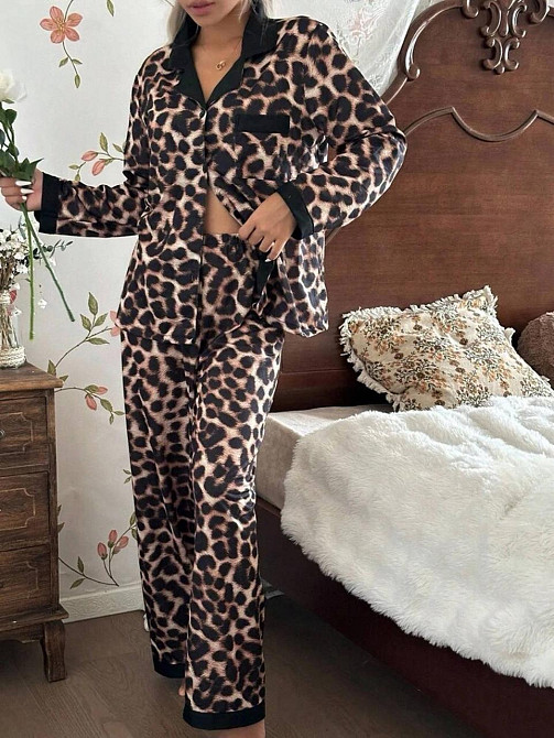 Женская леопардовая пижама двойка: рубашка и штаны софт шелк Одесса - изображение 1