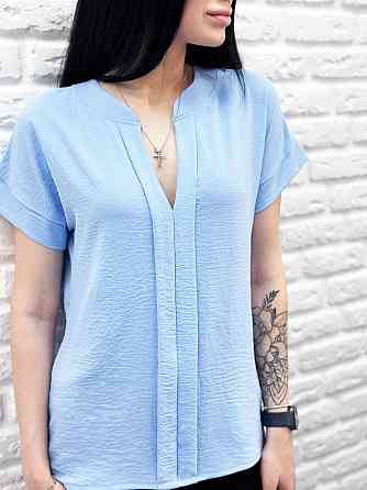 Однотонная летняя блуза 