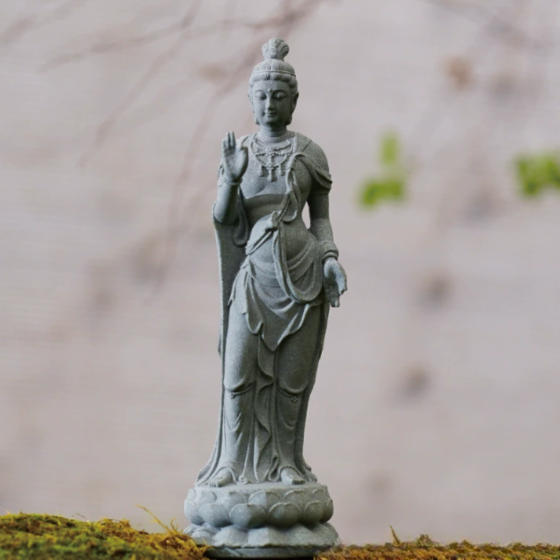 Статуетка Бодхісаттви Гуань Інь 19.5 х 6.5 см Полістоун для мікроландшафту, акваріуму, саду дзен та інтер'єру Одеса