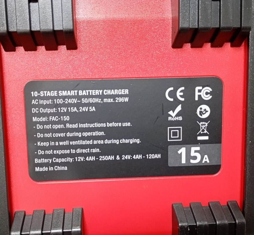 НОВИНКА! ЕКСКЛЮЗИВ! Импульсное зарядное устройство Foxsur 12V- 15A Харьков - изображение 4