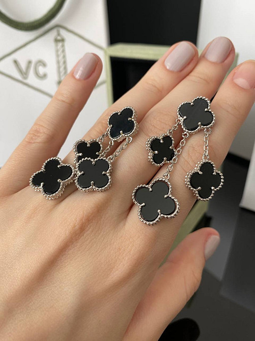 Сережки Van Cleef длинные на 4 элемента черная эмаль покрытие белым золотом / упакованы в мешочек Одесса - изображение 4