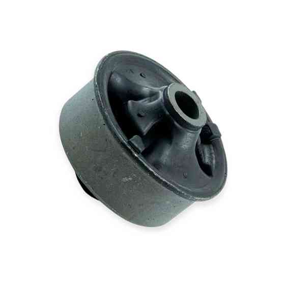 Сайлентблок переднего Тойота Avensis T25, Corolla E12 задний рычага Мукачево