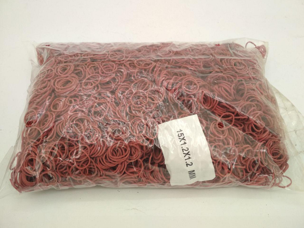 Резинки для упаковки зелени  №15 ( красная )*1,2мм  1 кг 