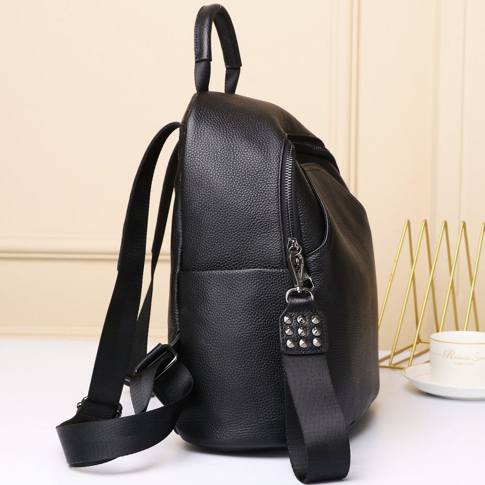 Жіночий шкіряний рюкзак міського типу 23х30х13, сумка на спину під мат, чорна Кам'янське - фото 4