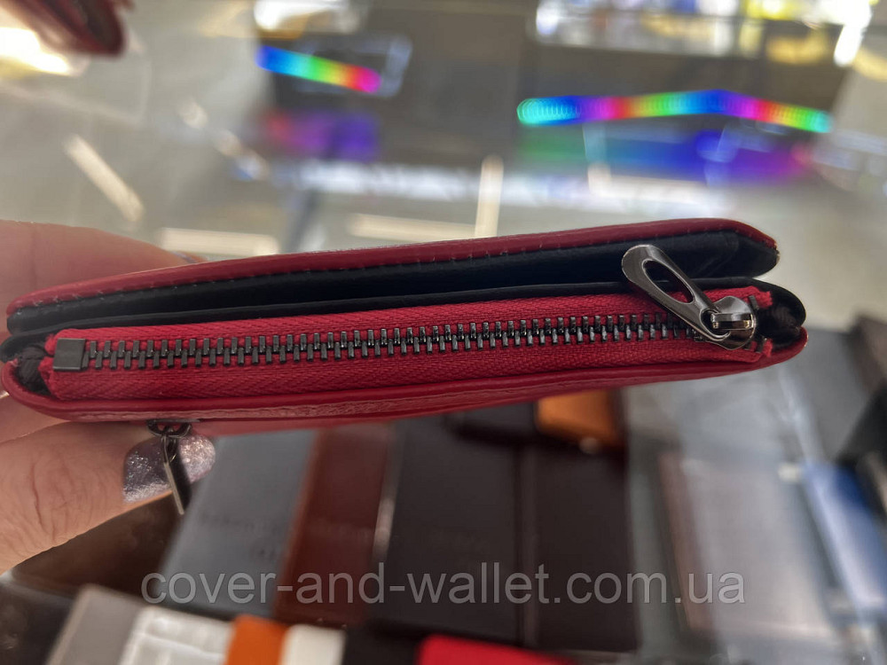 Стильний жіночий шкіряний гаманець невеликого розміру червоно-чорний Helen Verde 0811 Київ - фото 10