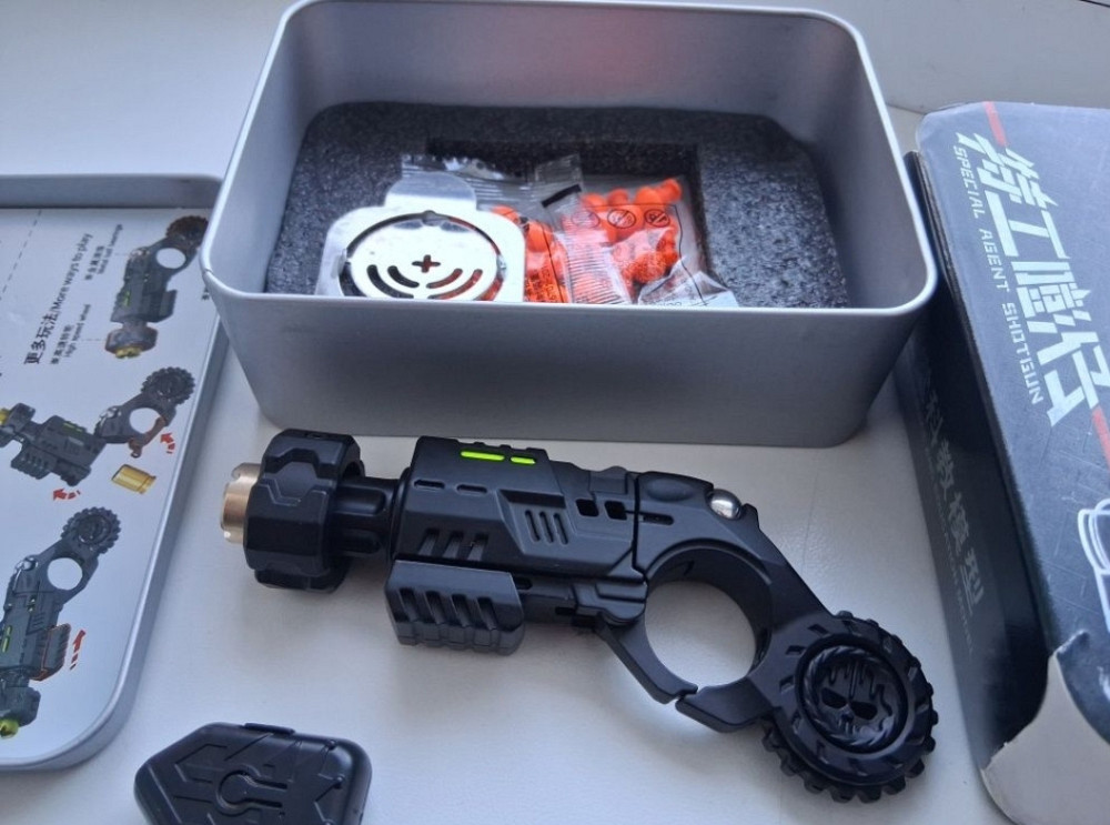 Новинка!Металлический стреляющий пистолет-спиннер-антистресс. Харьков - изображение 4