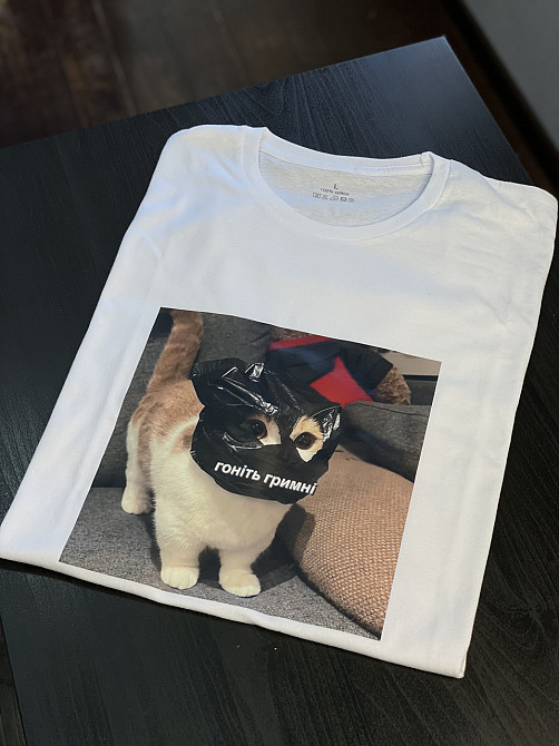 Футболка с принтом - 