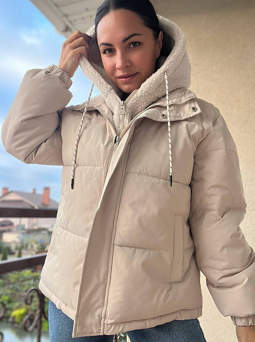 Куртка жіноча Lady Yep 8096 оверсайз з капюшоном і хутром тедді бежева, бежевий, 42 Київ - фото 6